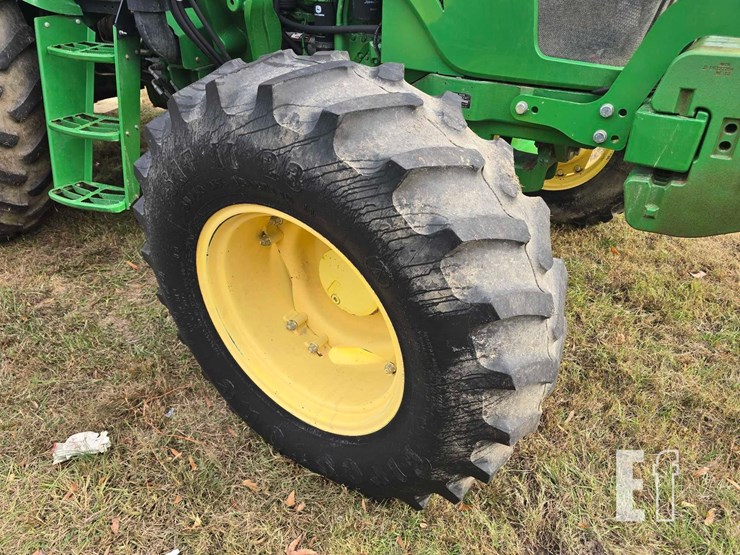 john-deere-6115d-image-23