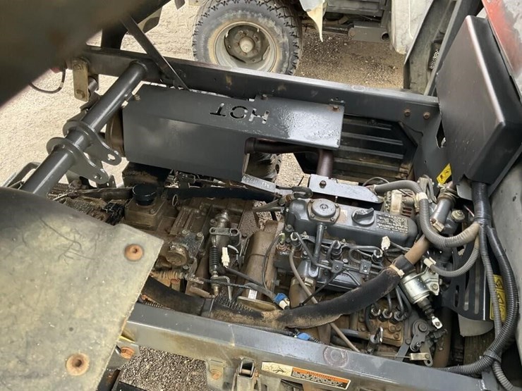 kubota-rtv900xt-image-10