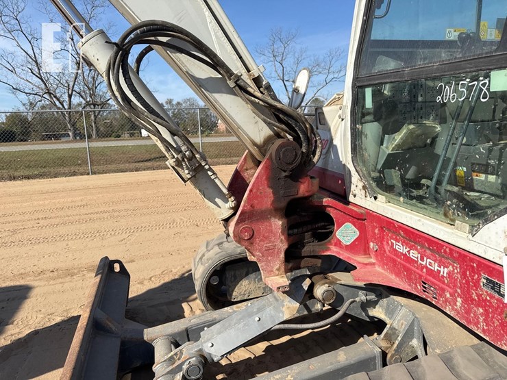 2020-takeuchi-tb260-image-20