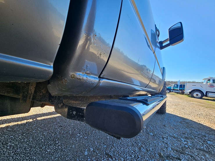 chevrolet-silverado-2500-image-60