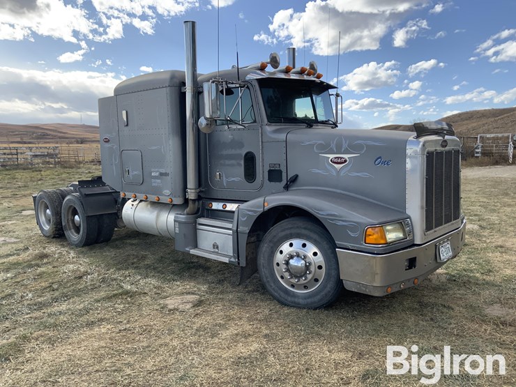 peterbilt-377-image-3