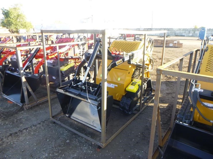 2025-agt-mx-mrt14-skid-steer-track-loader-image-1