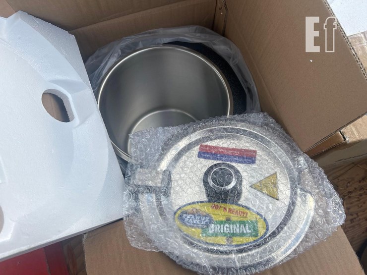 (new)-soup-kettle-image-2