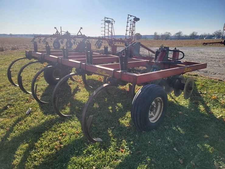 brillion-9-shank-soil-saver-image-5