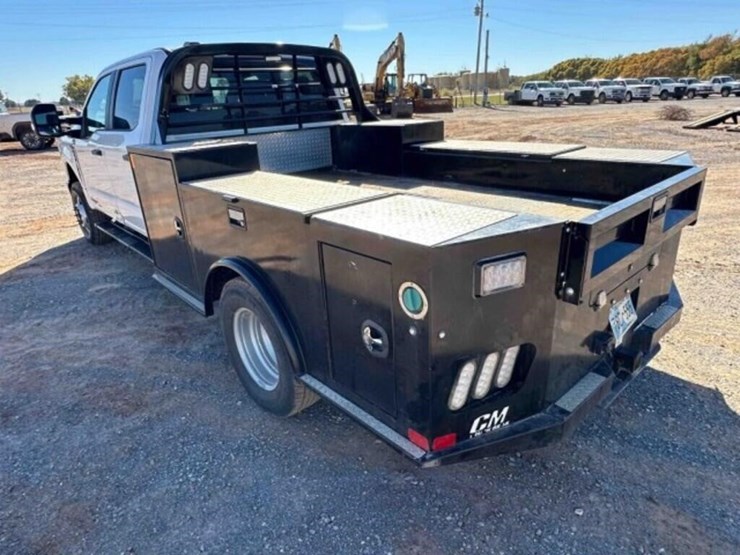 2024-ford-f350dually-1-ton-image-6