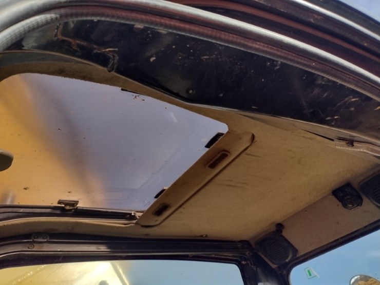 caterpillar-321c-image-16