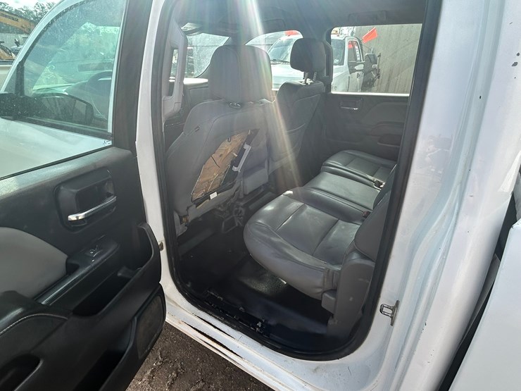 2014-chevrolet-1500-image-10