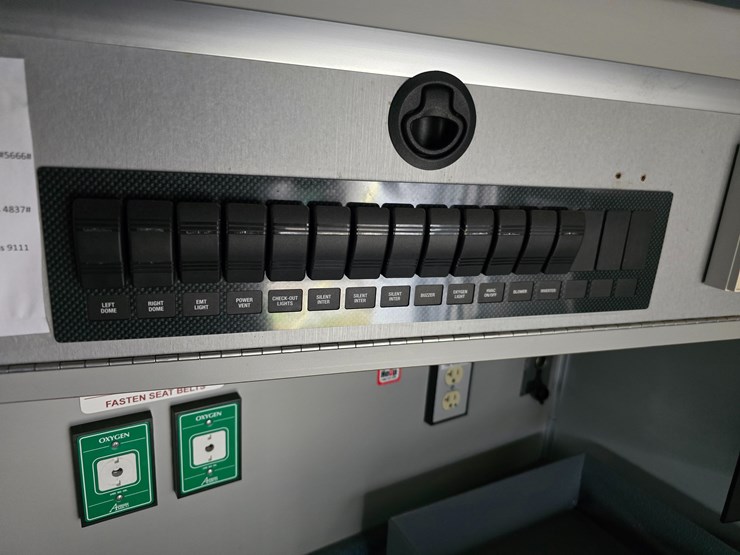 2010-ford-e450-image-53