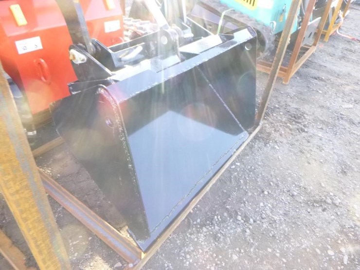 2025-agt-lrt23-skid-steer-track-loader-image-8