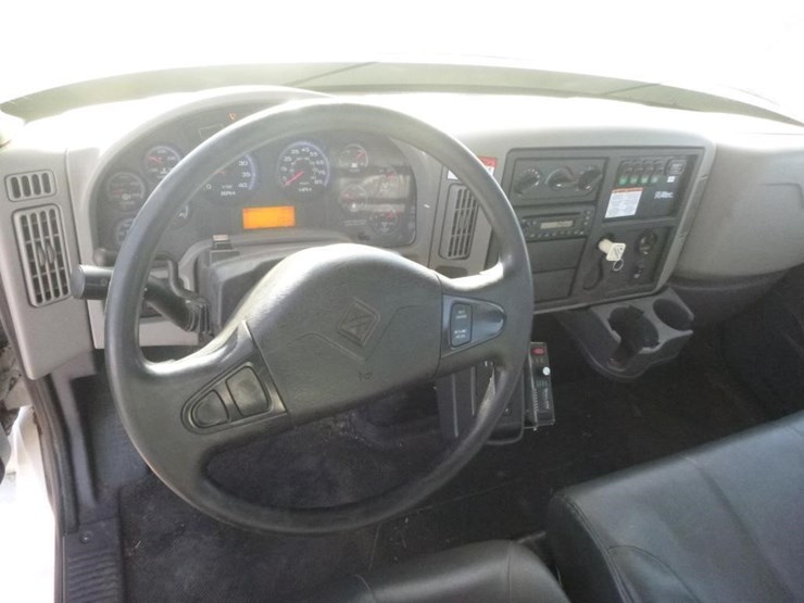 international-durastar-4300-image-23