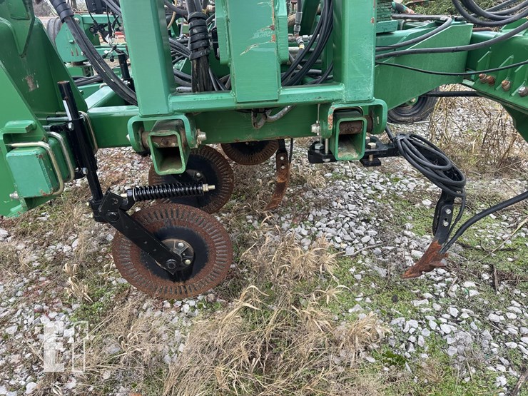 2015-great-plains-np40-image-5