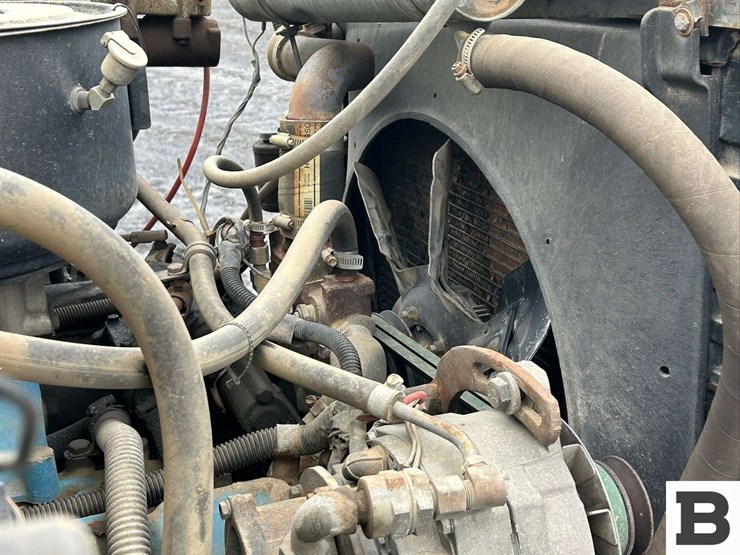 1981-gmc-grain-truck-image-6