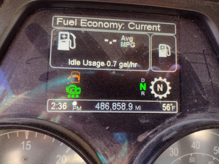 peterbilt-567-image-8