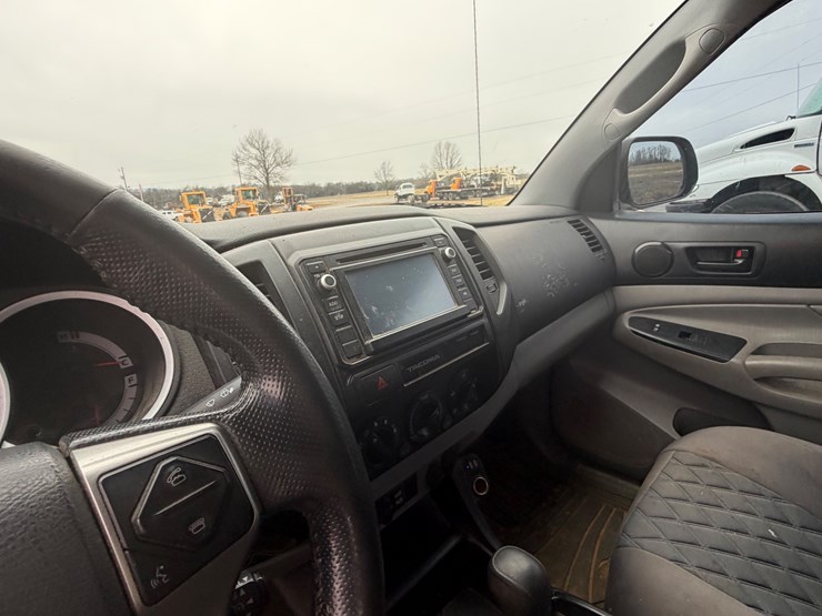 toyota-tacoma-image-15