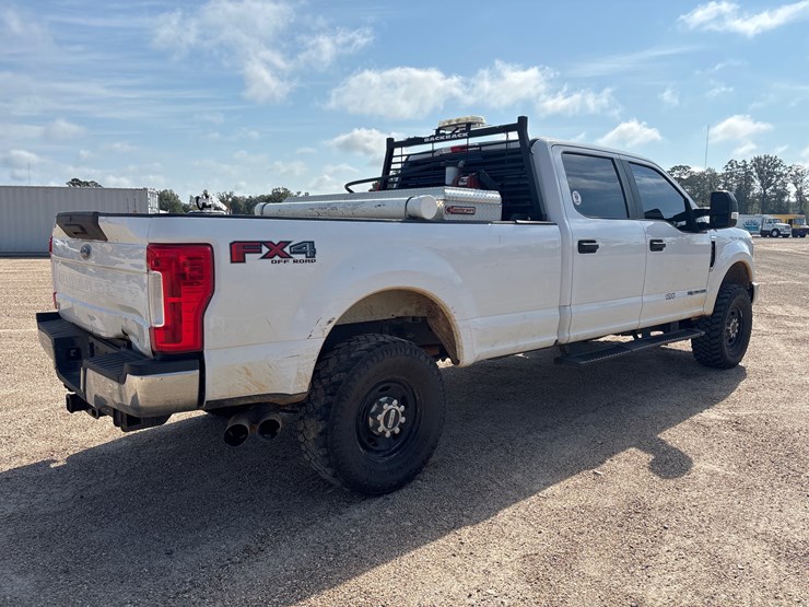 2019-ford-f250-image-3