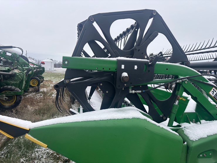 2009-john-deere-635f-image-2