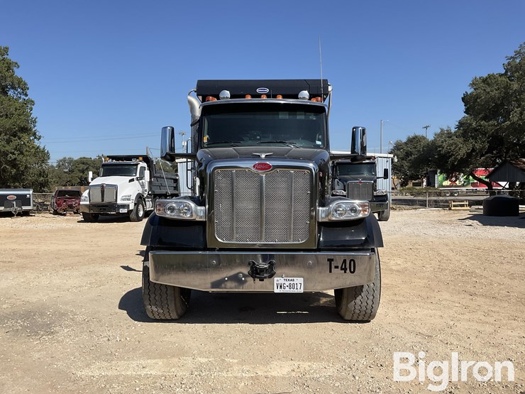 peterbilt-567-image-2