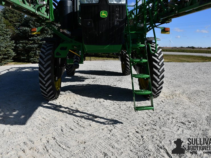 john-deere-r4038-image-10