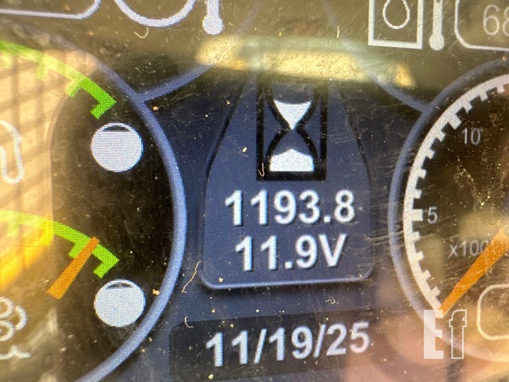 2018-caterpillar-299d2-image-29