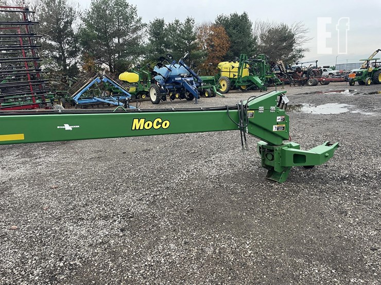 2018-john-deere-946-image-24