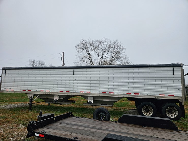 2017-timpte-hopper-bottom-image-9