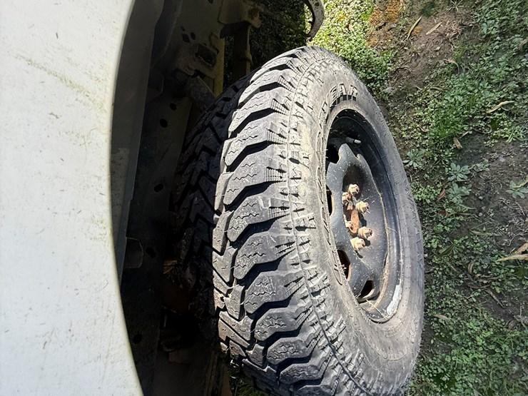 2010-ford-f150-image-13