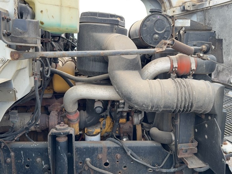 1996-caterpillar-3116-image-24