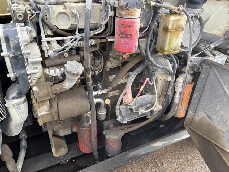 2013-jlg-g5-18a-image-41