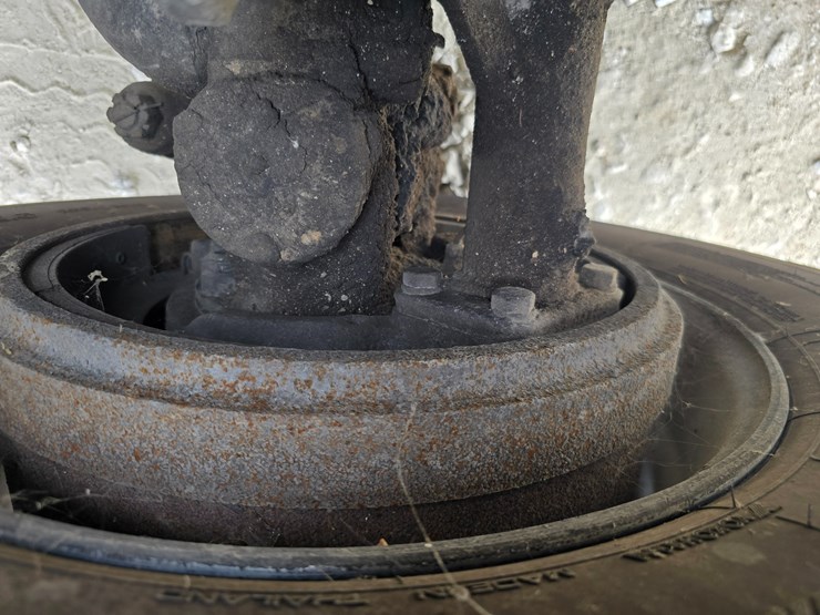 2003-peterbilt-320-image-76