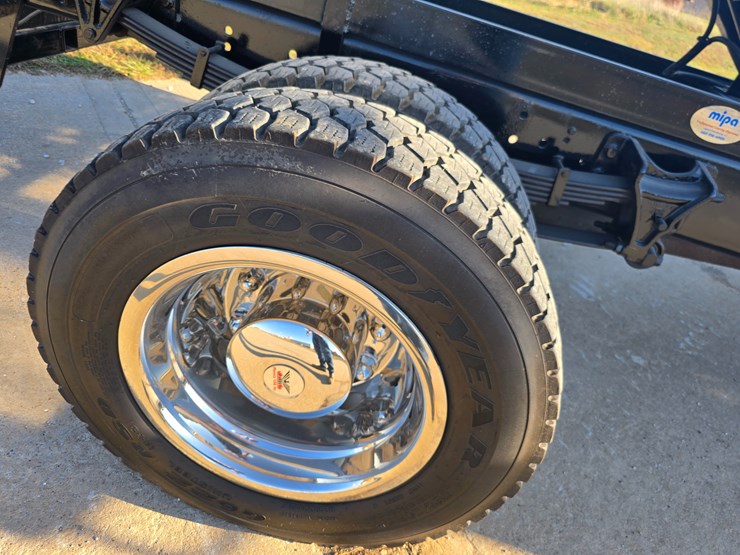 international-durastar-4300-image-81