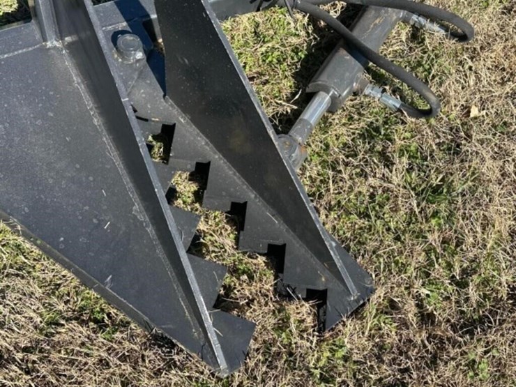 skid-steer-hydraulic-tree-sheer-image-3