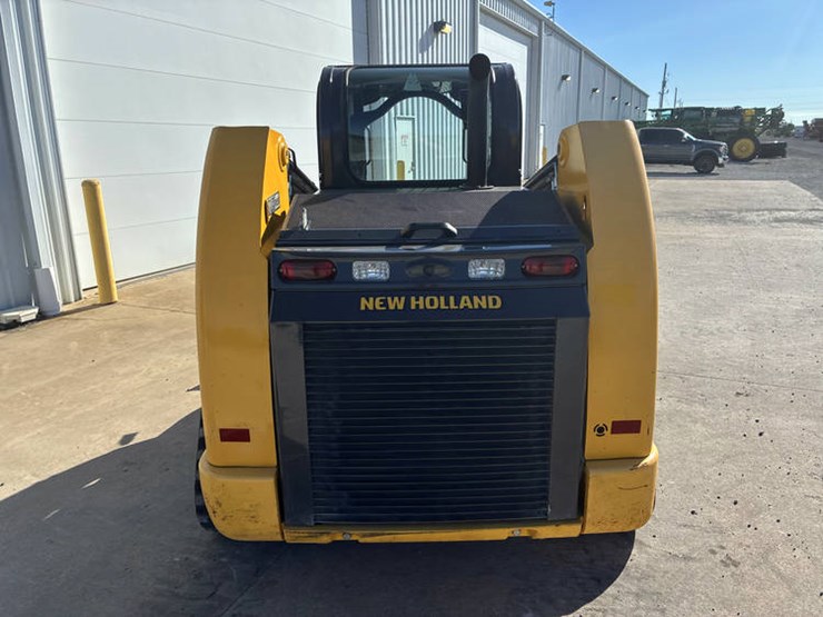 new-holland-c334-image-6