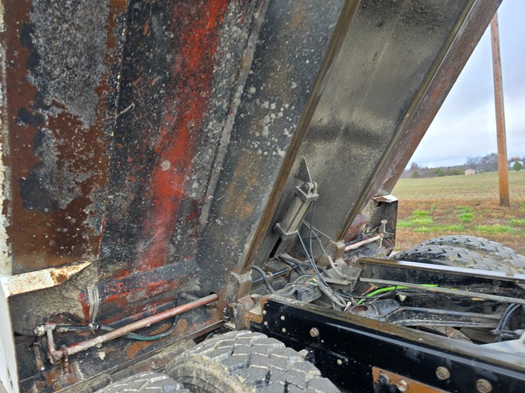 peterbilt-367-image-83