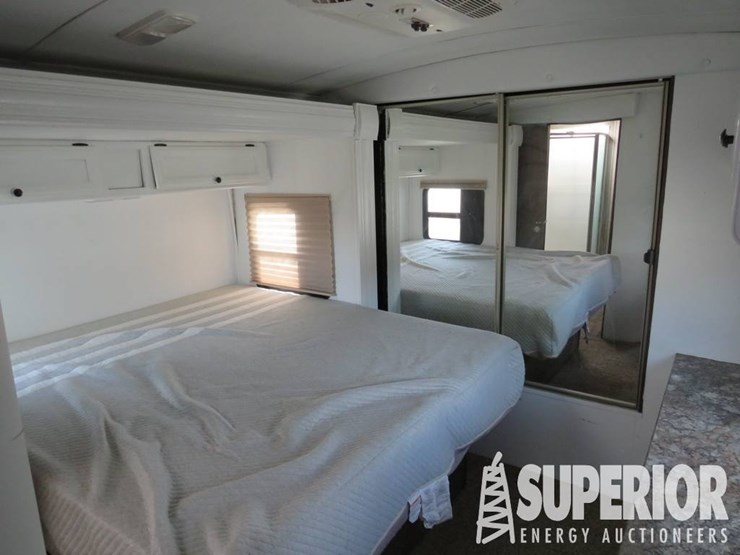 (x)-(5-80)-2016-keystone-cougar-x-lite-33res-33'l...-image-8