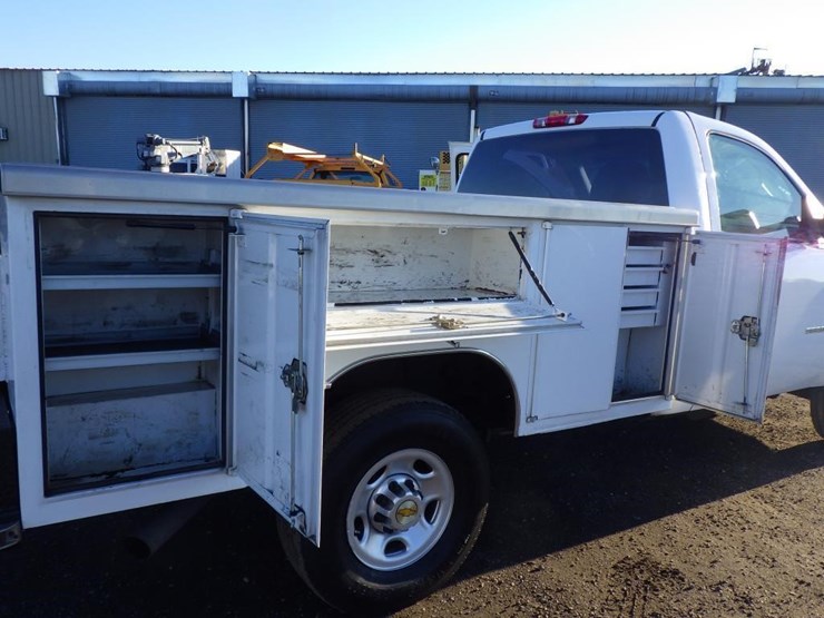 2009-chevrolet-2500hd-image-9