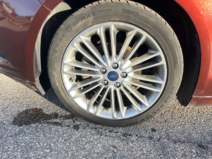 #1388-•-2015-ford-fusion-(has-wi-title)-(of)-image-8