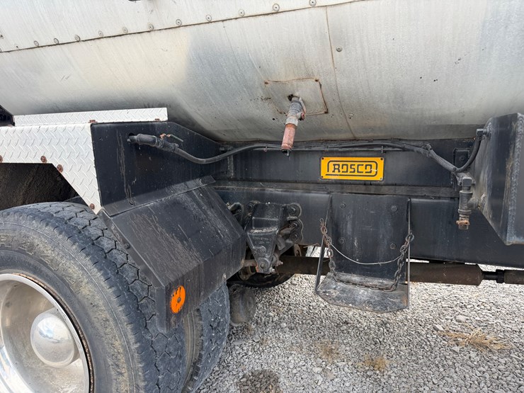 1994-ford-f700-image-18