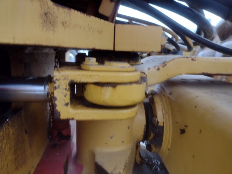 caterpillar-cp-563e-image-28