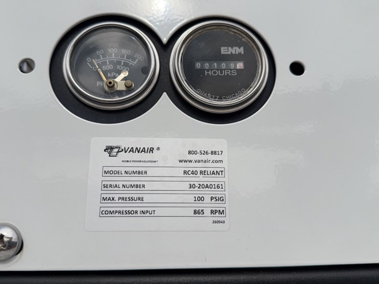 international-durastar-4400-image-14