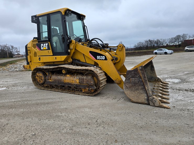 caterpillar-953d-image-43