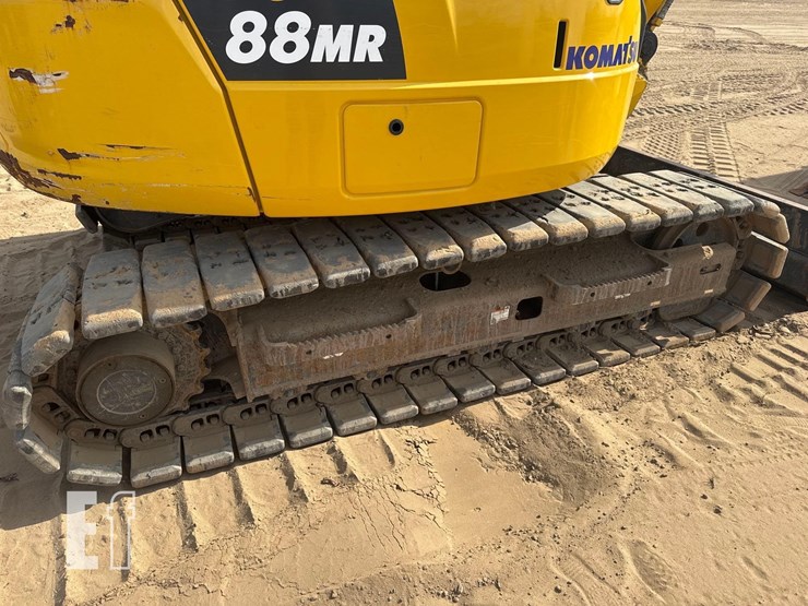 komatsu-pc88mr-10-image-12