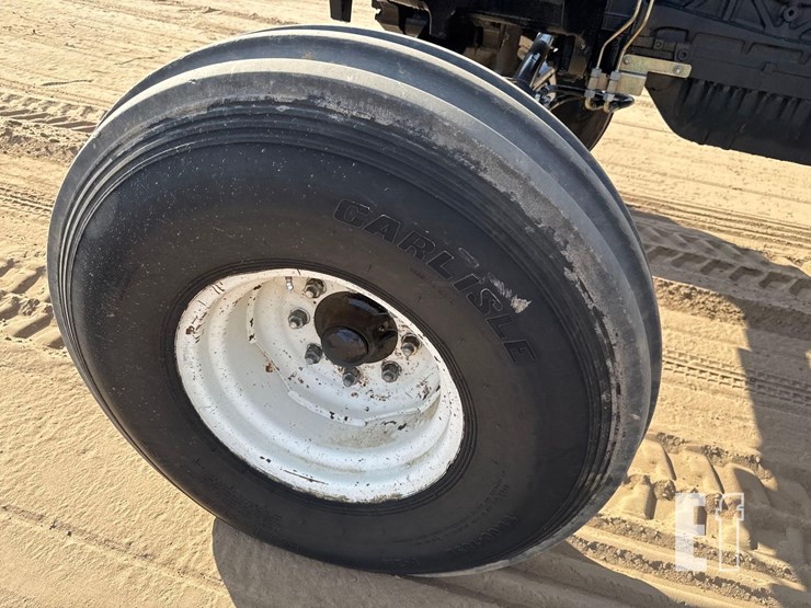 new-holland-ts115a-image-10