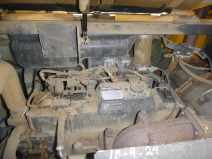 2016-deere-85g-image-35