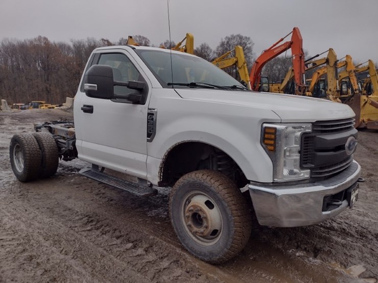 ford-f350-image-25