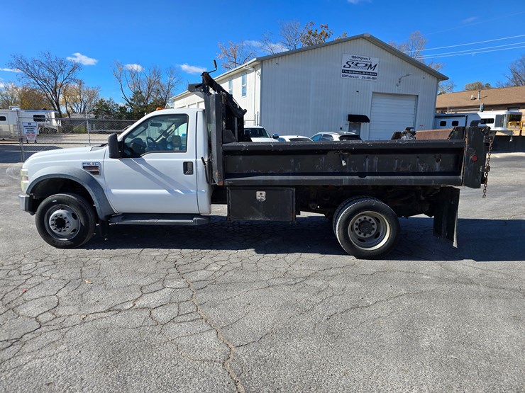 ford-f550-image-8