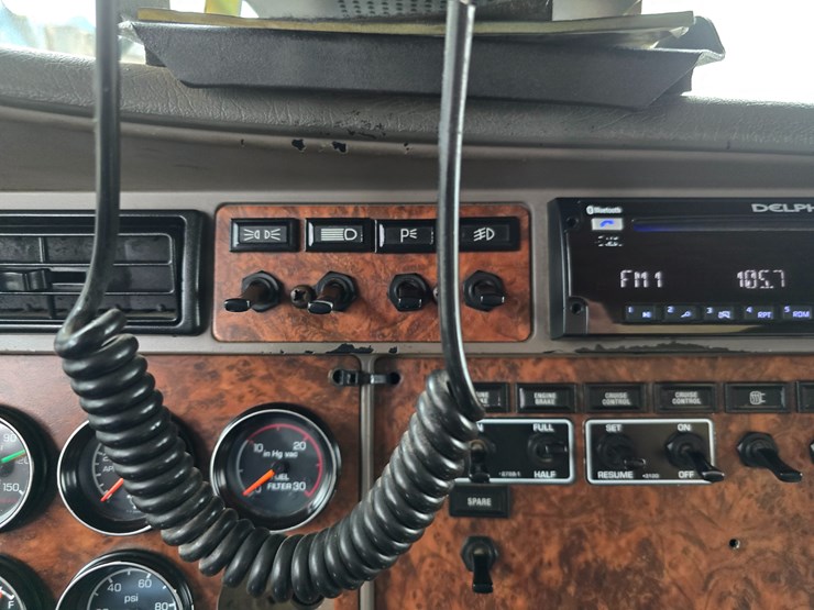 kenworth-t800-image-64