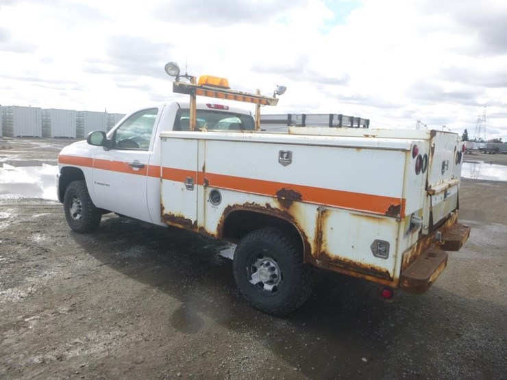 2009-chevrolet-2500-image-4