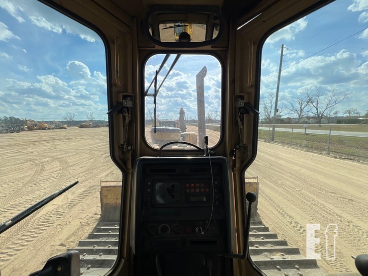 caterpillar-d6m-image-40