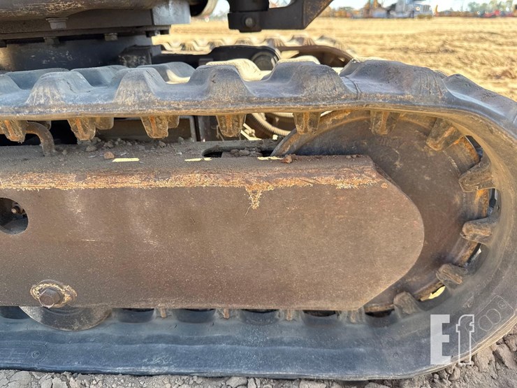 2016-kubota-k008-3-image-13