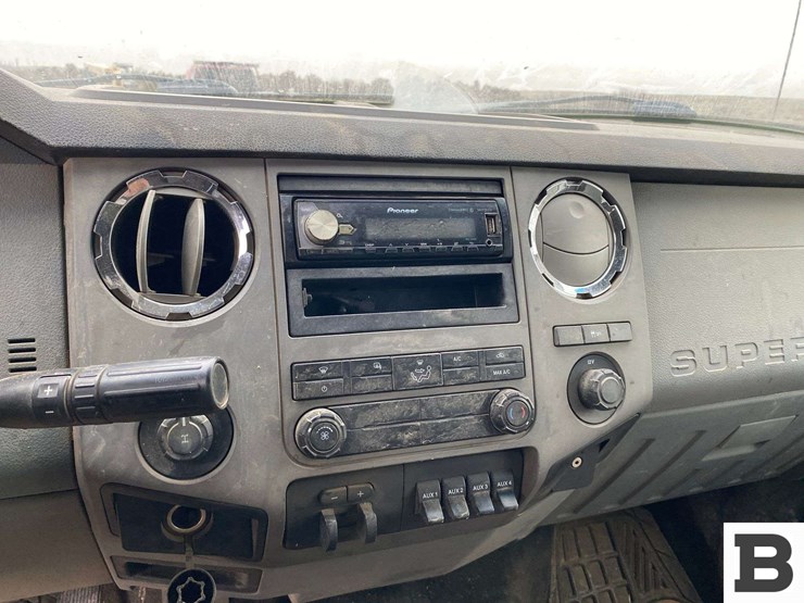 2012-ford-f250-image-28